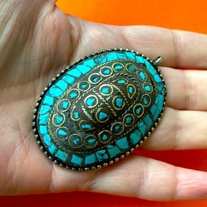 Large Turquoise chips Ethnic pendant silver metal